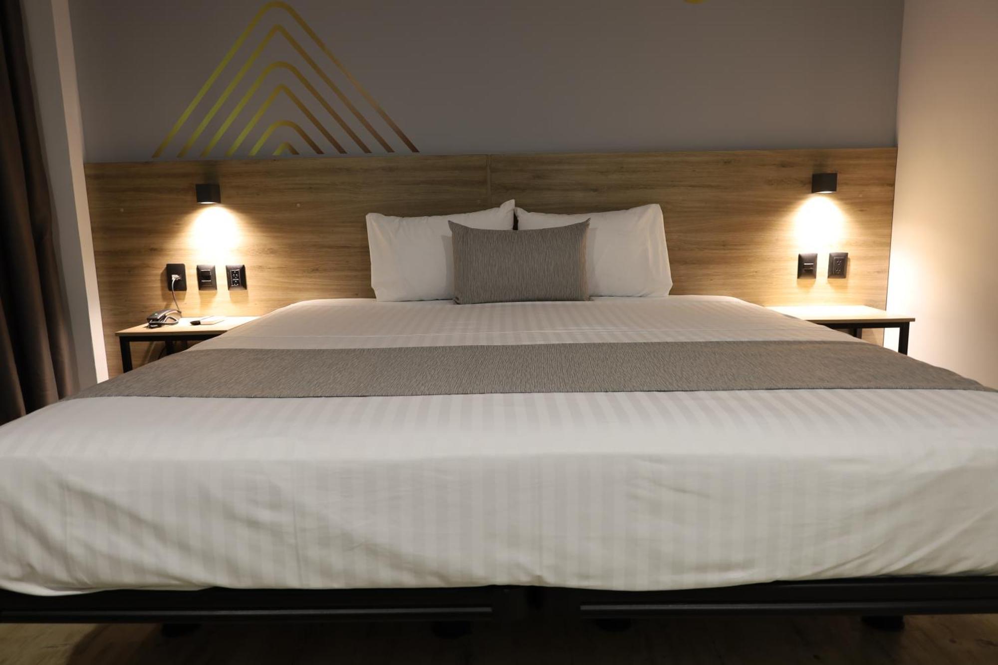 Avanta Hotel & Villas Queretaro Santa Rosa de Jauregui Ngoại thất bức ảnh